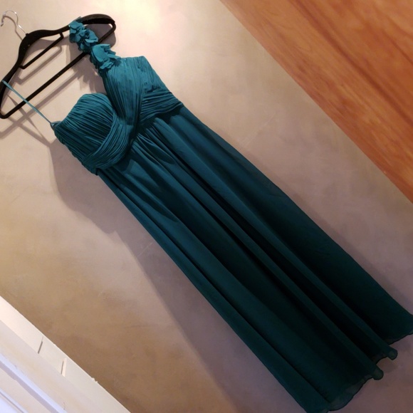 ever pretty Dresses & Skirts - Ever Pretty gown